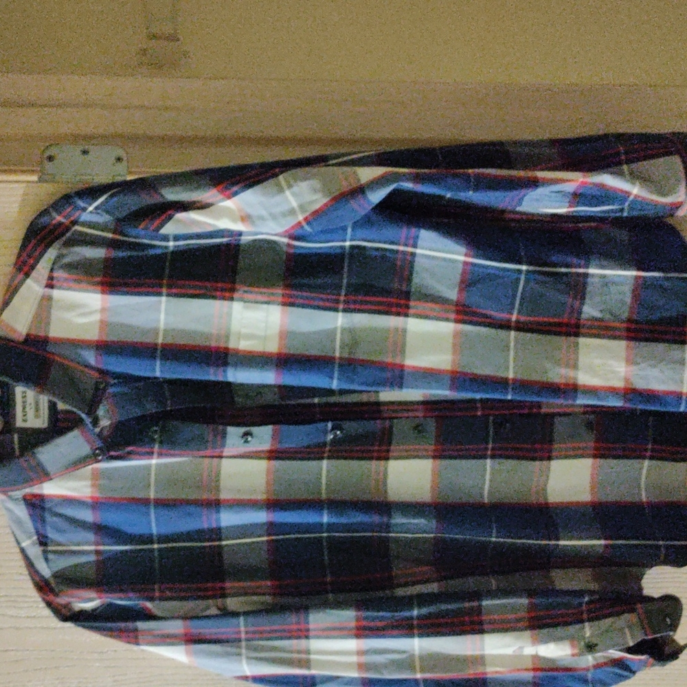 Express Fitted Long Sleeve